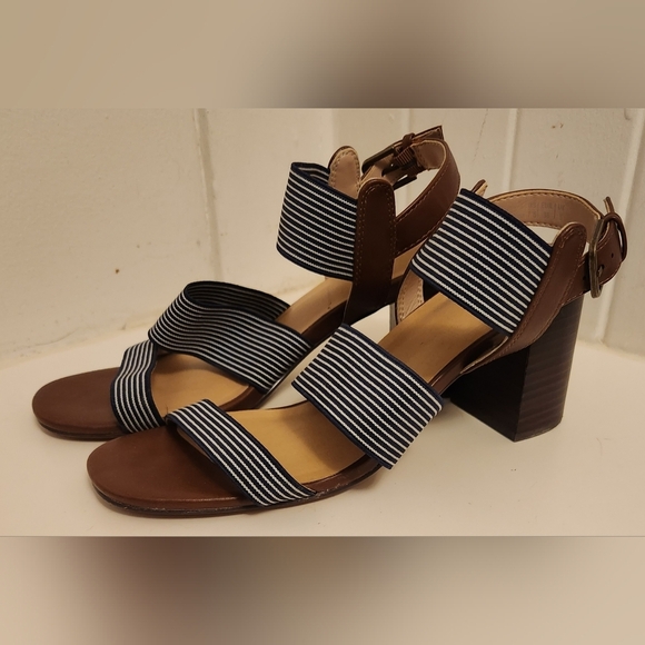 Market & Spruce Sassy Navy and White Striped Block Heel Size 7.5 - Picture 2 of 10
